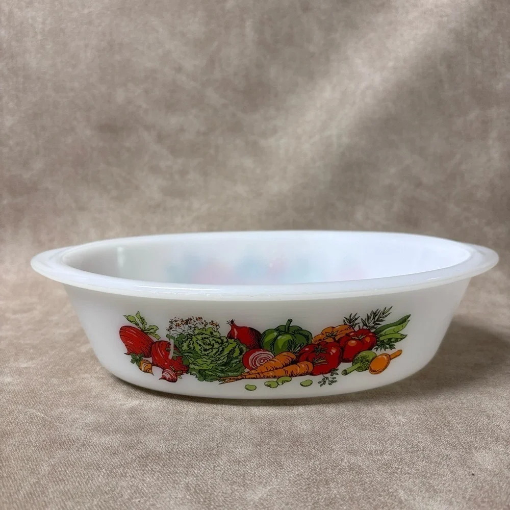 Vintage Glasbake J235 Vegetable Medley dish